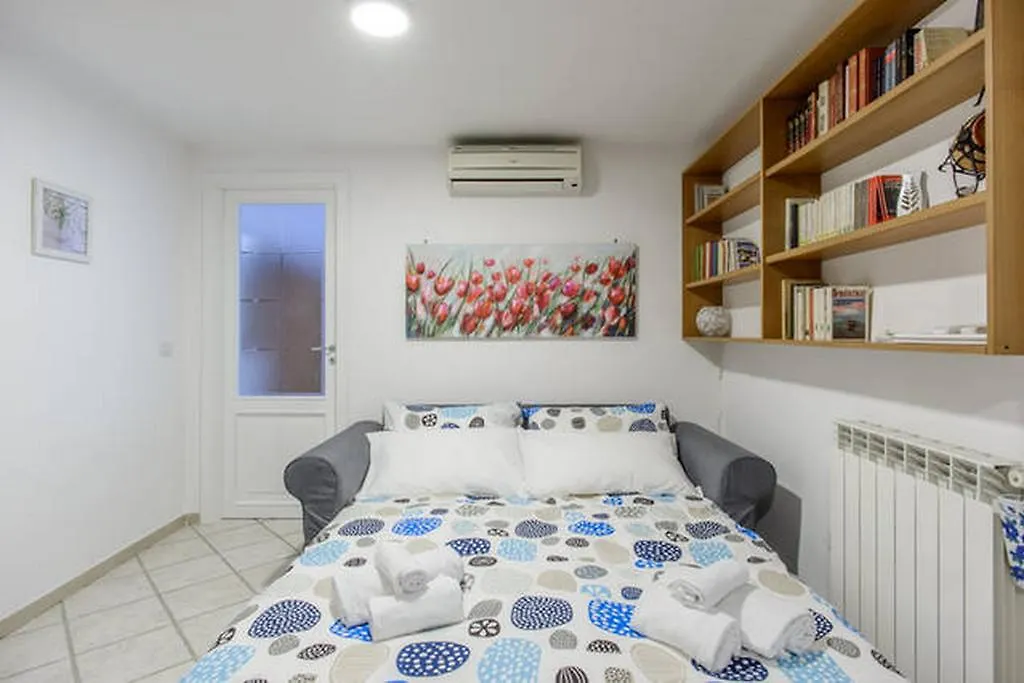 Casa San Marcellino Daire Napoli İtalya