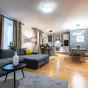 Apartment Live Centrally In A Spacious And Modern In Austria